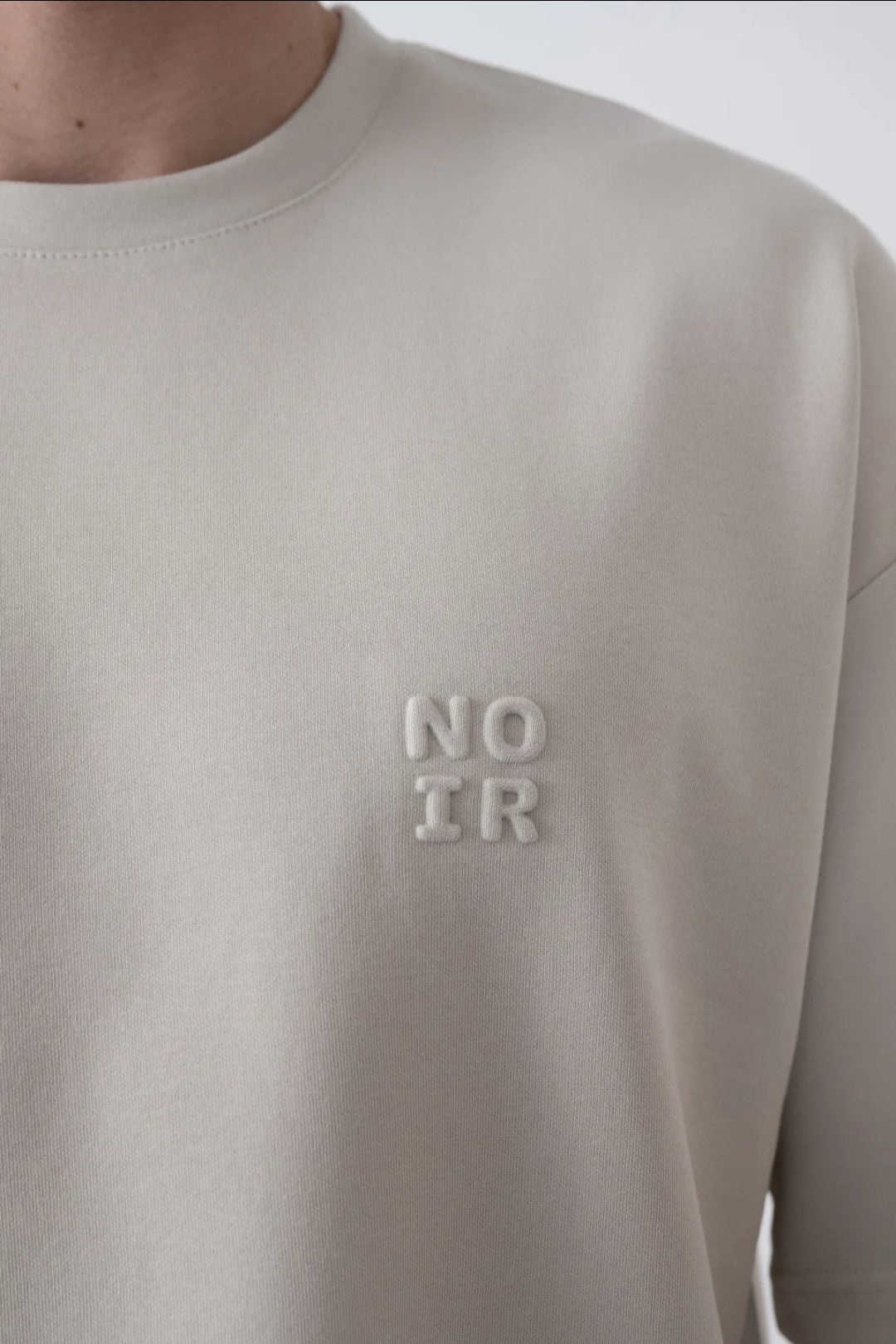 UNIKS NOIR T-SHIRT & SHORT SET